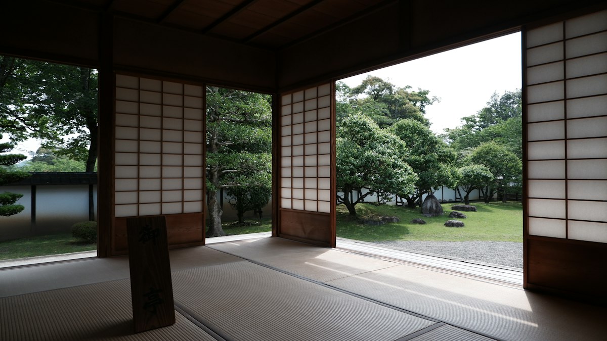 庭に面した和室