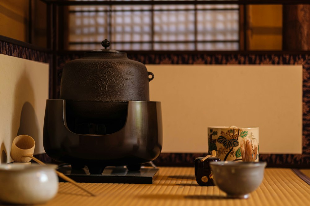 鉄瓶と茶の湯の道具